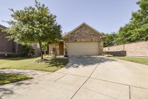 371 Conroe Circle Lantana TX 76226